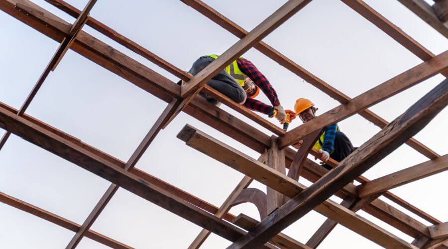 Professional gutter cleaning services in Riceville, TN